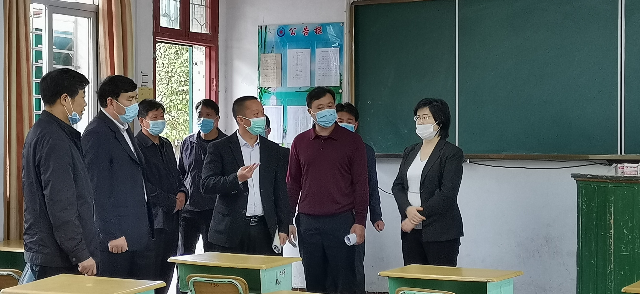 何小娟.jpg