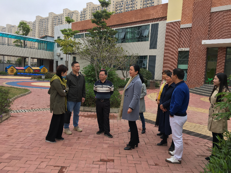 市检查组教育小组一行到兴宁市齐昌幼儿园检查.jpg