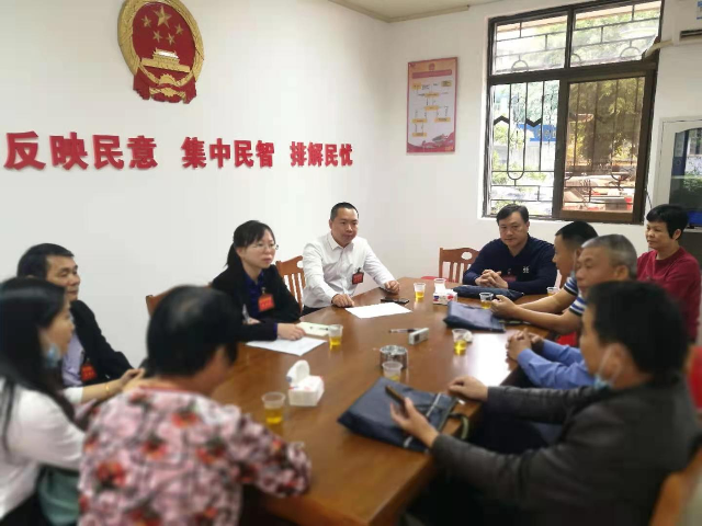 代表团1.jpg