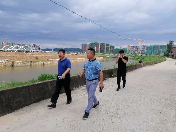 一（1）、童书记巡河1.jpg