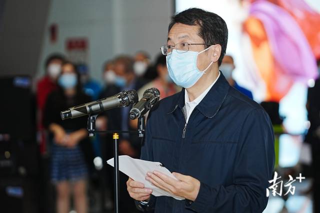 省委常委、常务副省长、省疫情防控指挥办主任张虎