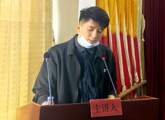 胡德宇_副本.jpg