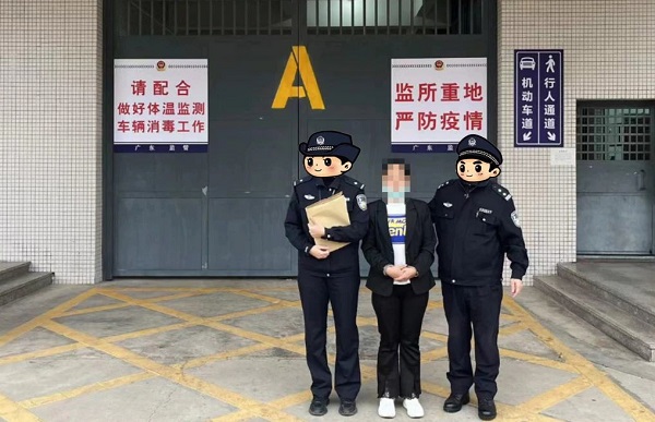 “熟”人伸手.jpg