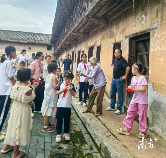 微信图片_2025-09-24_161205_618.jpg