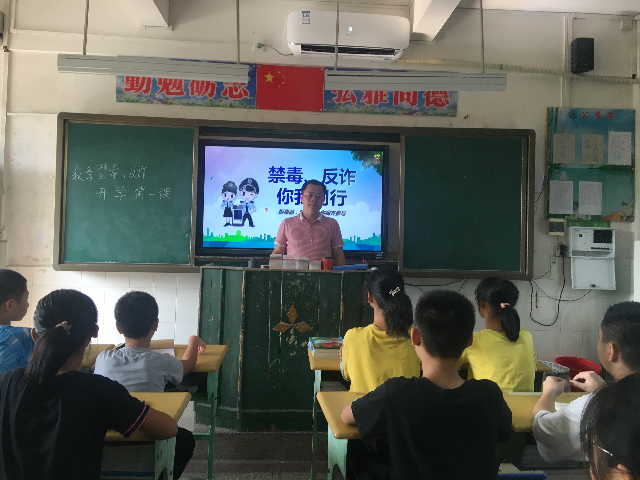 张.jpg
