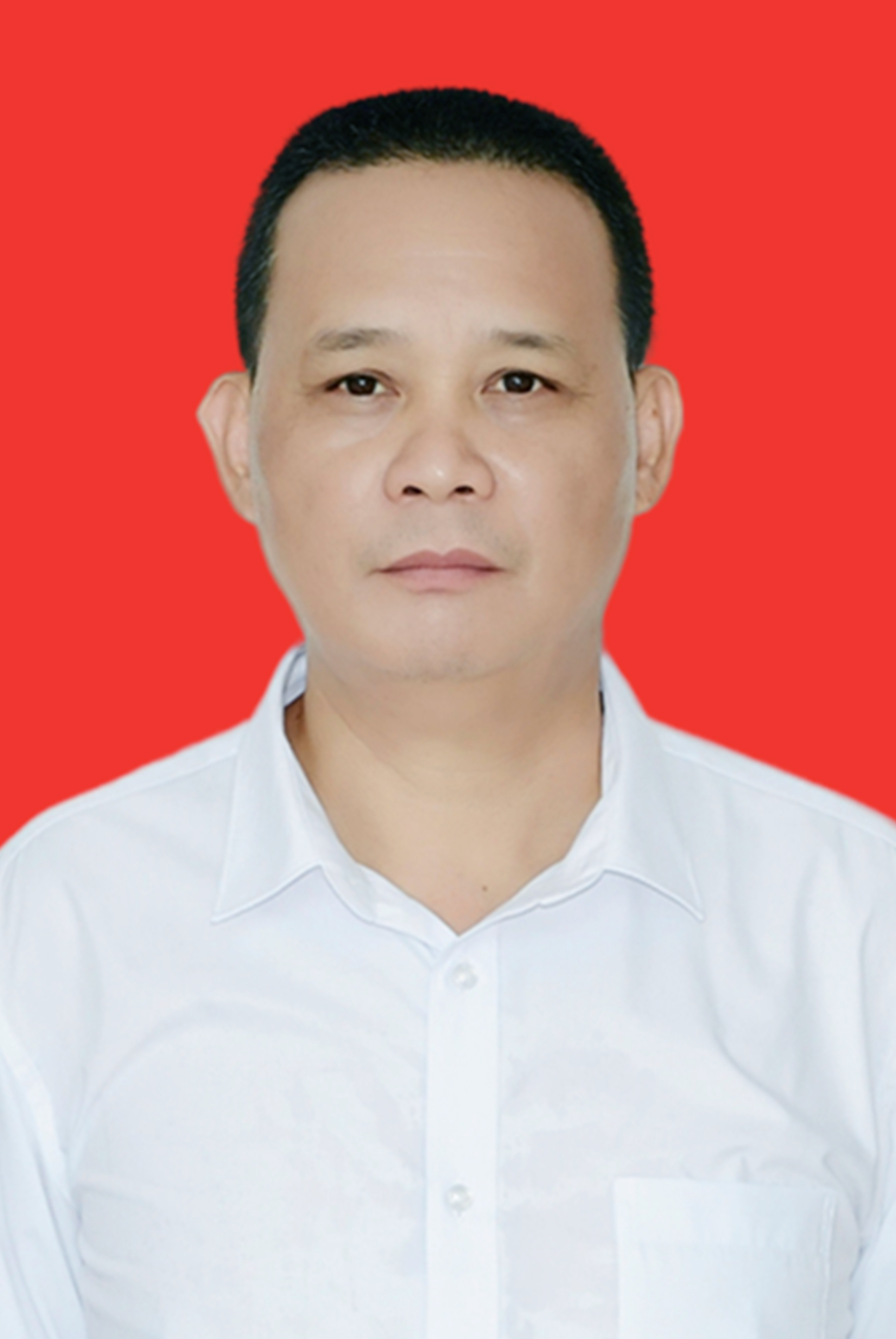陈远文 三级主任科员.jpg