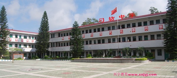 c-221110451.jpg