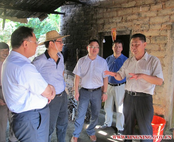 保利集团深入双头村进行精准扶贫考察慰问活动2.jpg