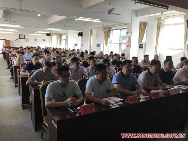 市纪委监委“明党纪、知法规”专题巡回宣讲走进新圩2.jpg