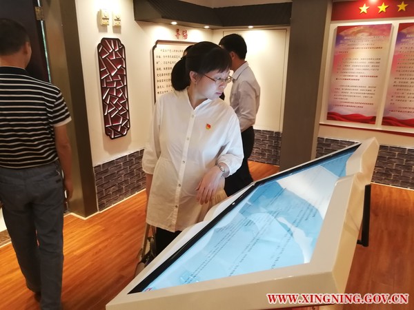 陈镇.jpg